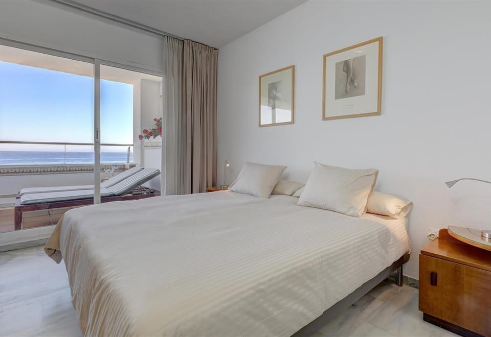 Property building, Living room, Bedroom