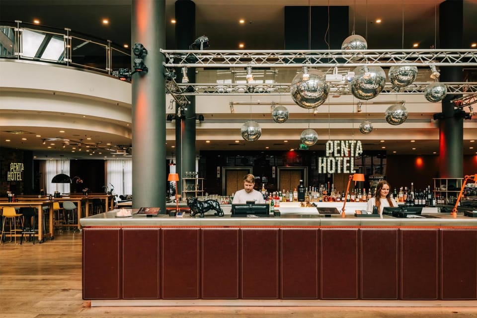 Lounge or bar