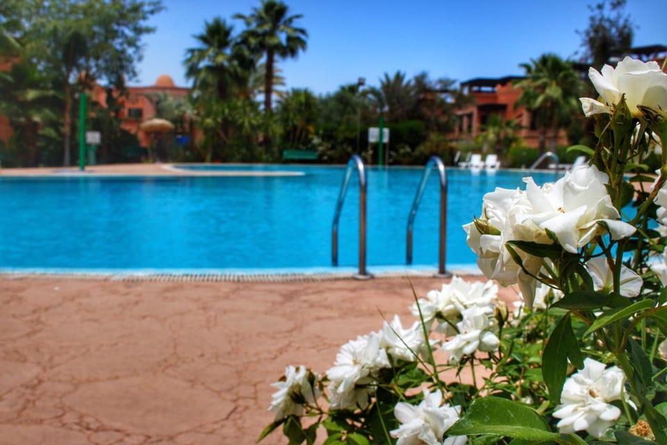 Duplex Atlas Golf Resort Pοοl νieω Seriniτყ & Cαlm Apartment in Marrakesh