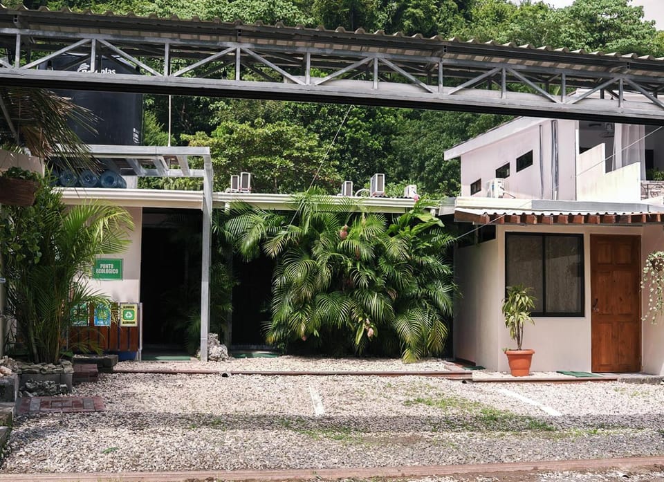Apartamentos y Studios Brisas del Mar Santa Teresa Apartment in Cobano
