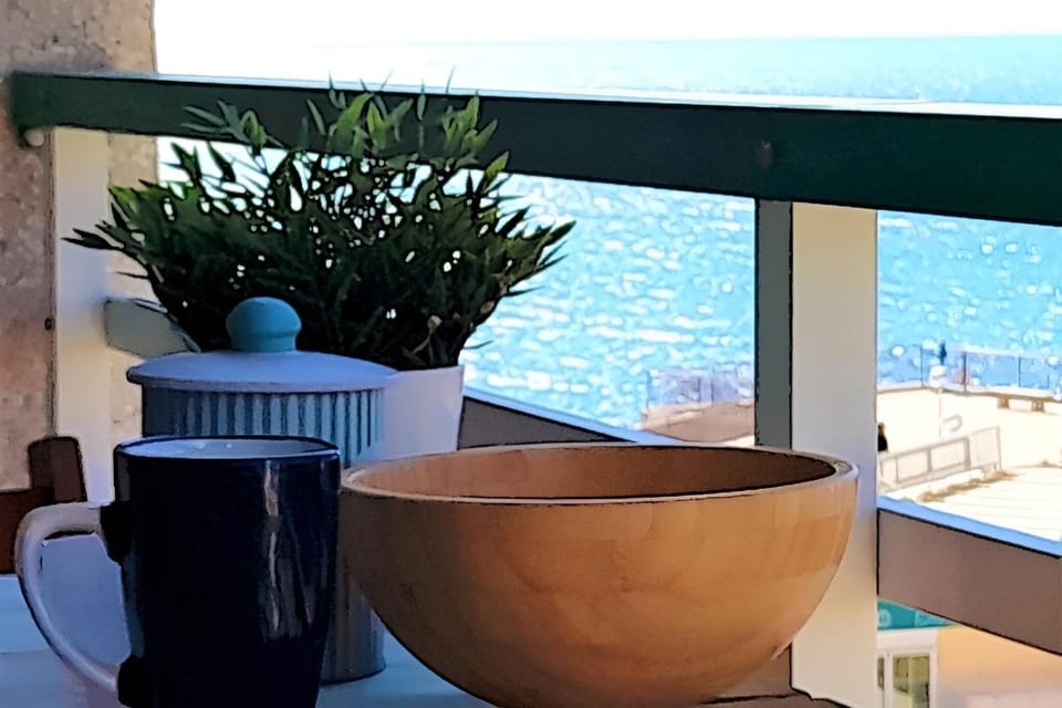 View (from property/room), Balcony/Terrace, Sea view