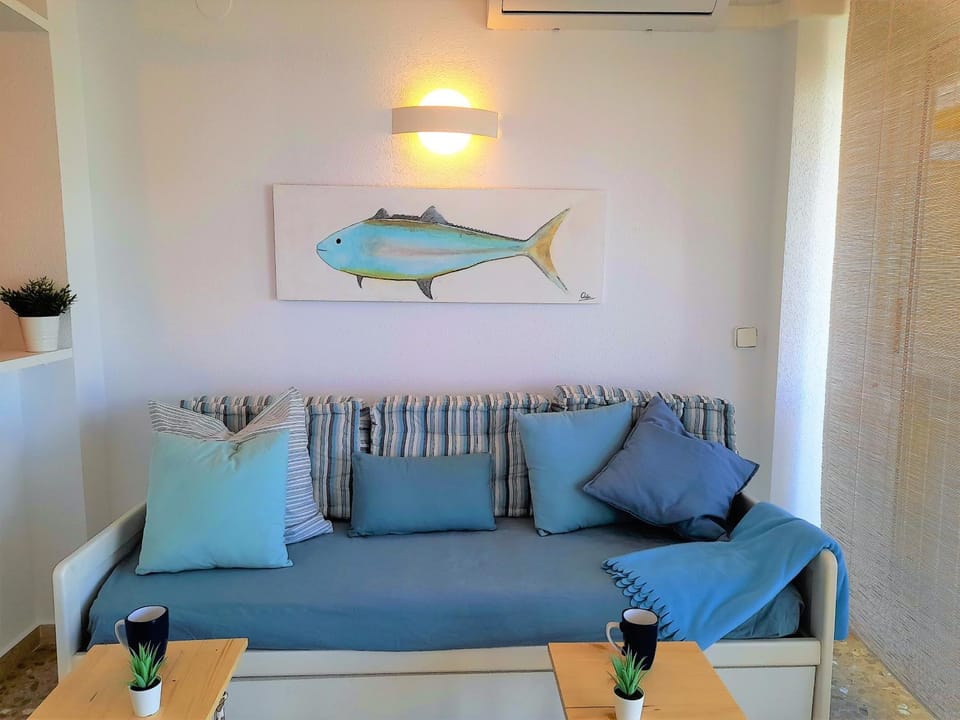 TV and multimedia, Living room, air conditioner