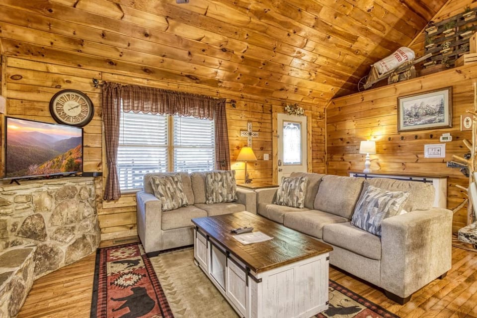 Lil Country Cabin #262 Cabin in Pigeon Forge
