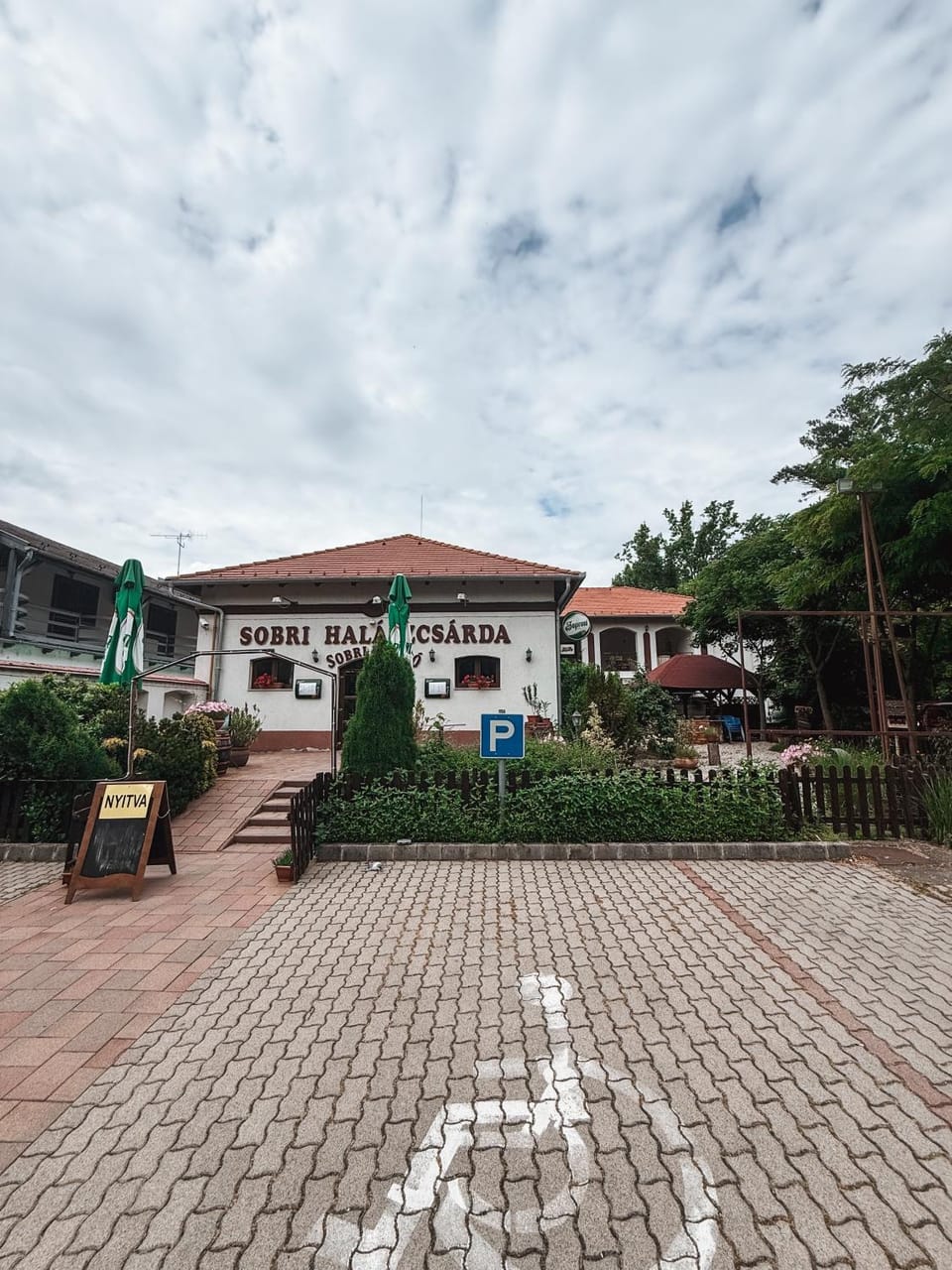 Sobri Halászcsárda és Panzió Bed and Breakfast in Vojvodina