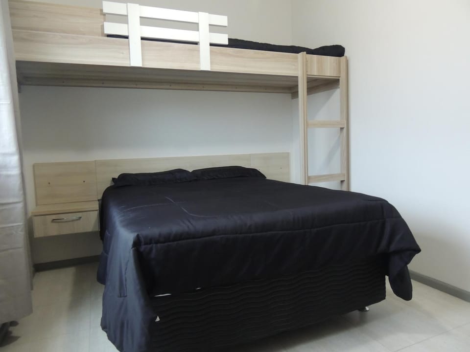 Bed, Bedroom, bunk bed