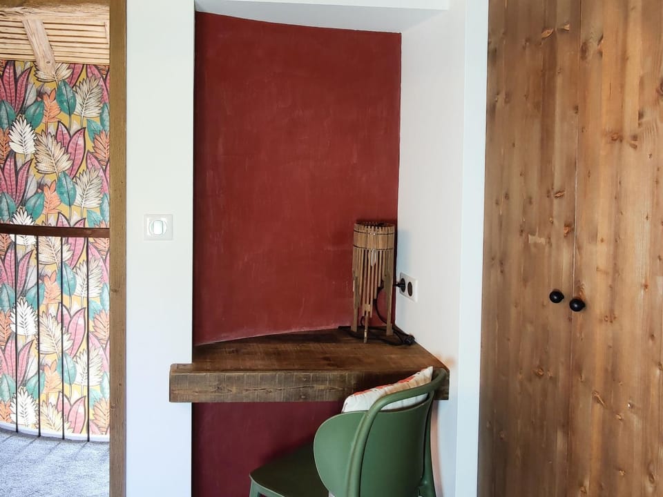 Gîte d'Architecte 6 Pers. avec Terrasse et Jardin à Pissotte - FR-1-426-480 House in Pays de la Loire