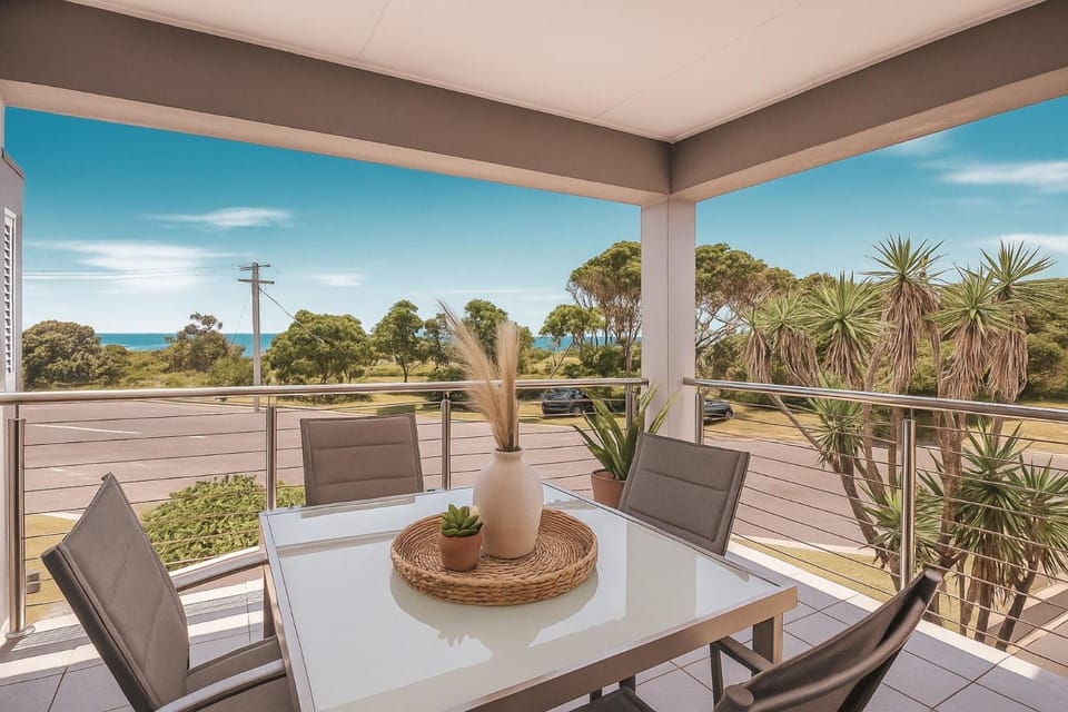 View (from property/room), Balcony/Terrace