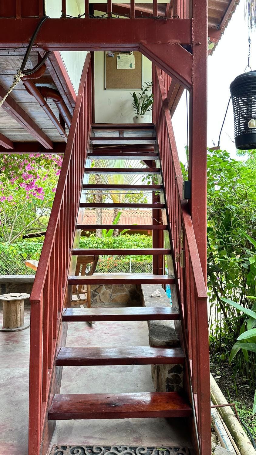 Facade/entrance, Balcony/Terrace