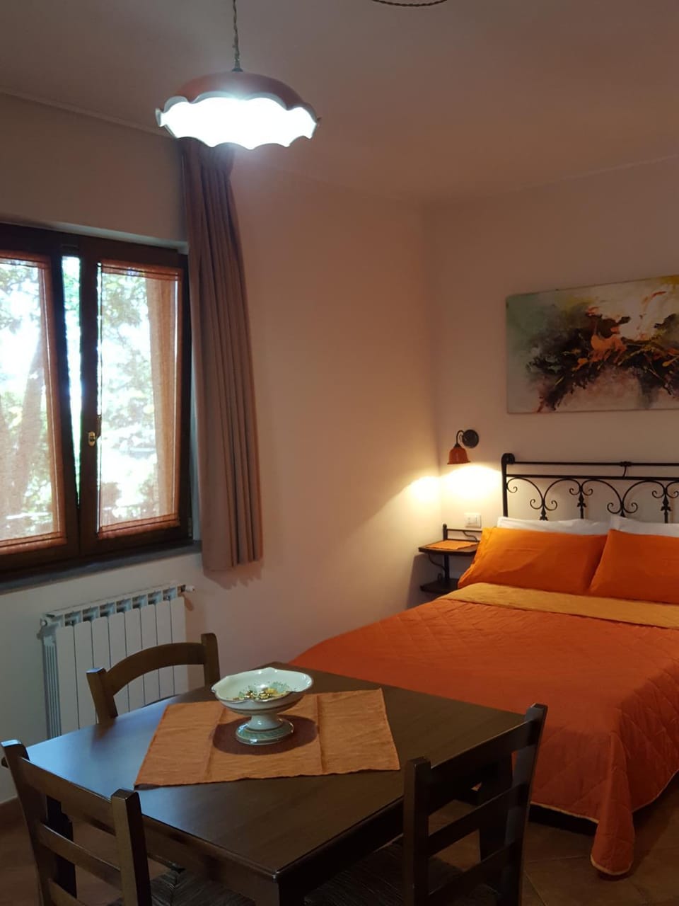 Bed, Photo of the whole room