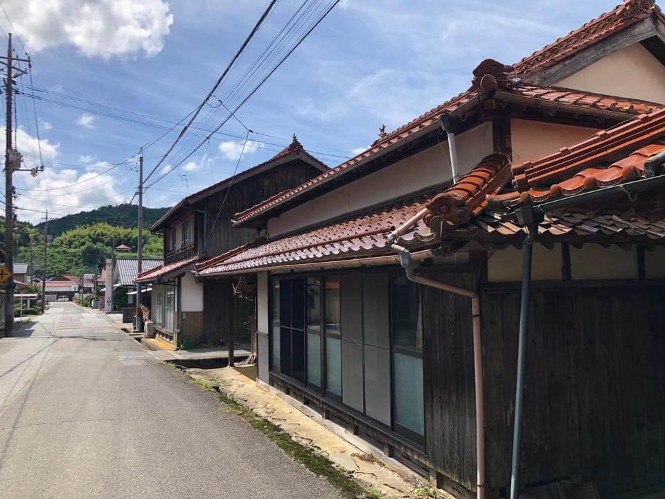 古月(KozukI)久年庵 Country House in Japan