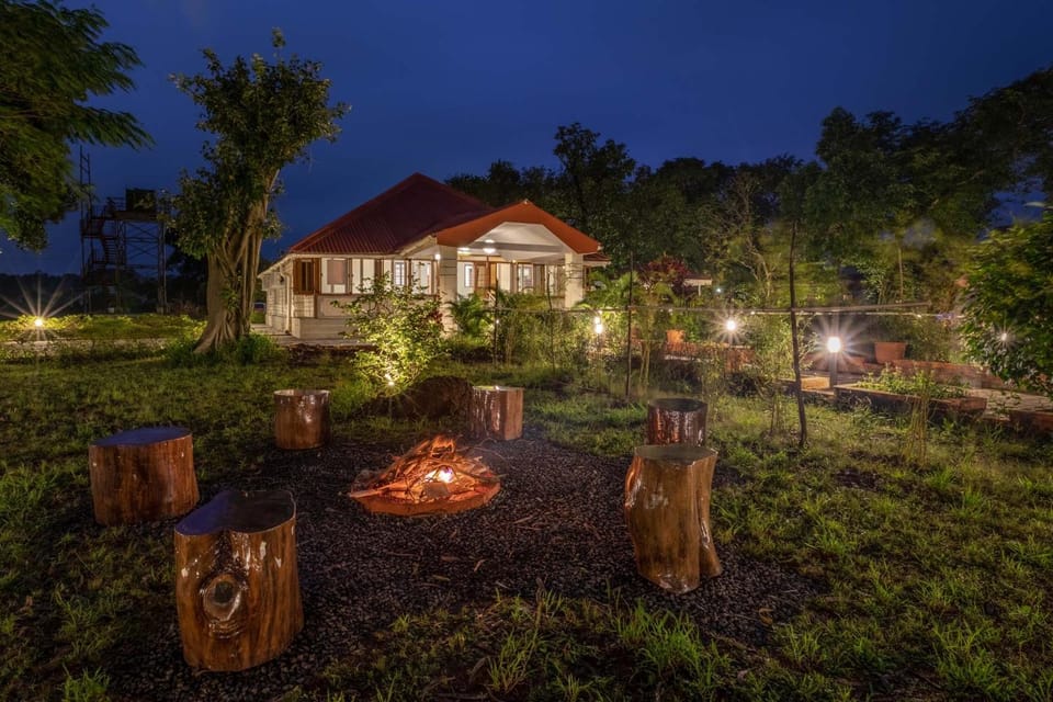 Property building, Garden, Garden view