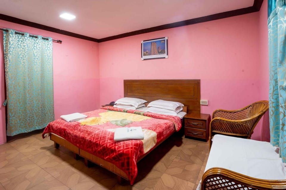 Hotel TamilNadu - Kodaikanal Hotel in Kodaikanal