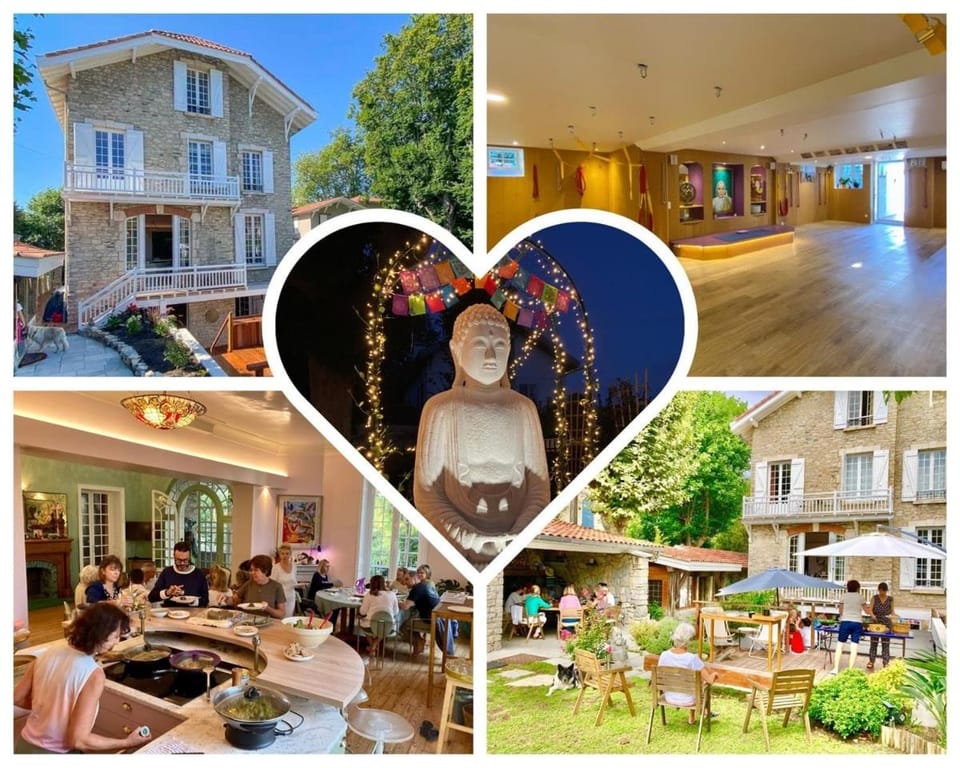 Property building, Restaurant/places to eat, group of guests