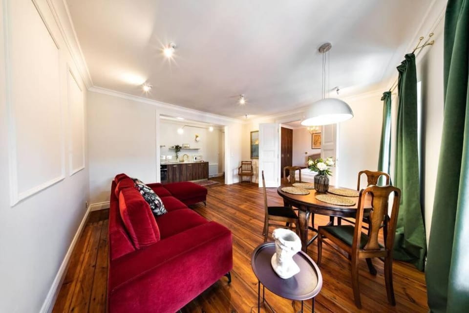 Communal lounge/ TV room, Living room, Dining area