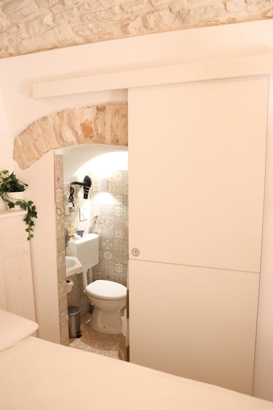 Room 20 - Piccola Camera in pietra bianca Bed and Breakfast in Giovinazzo