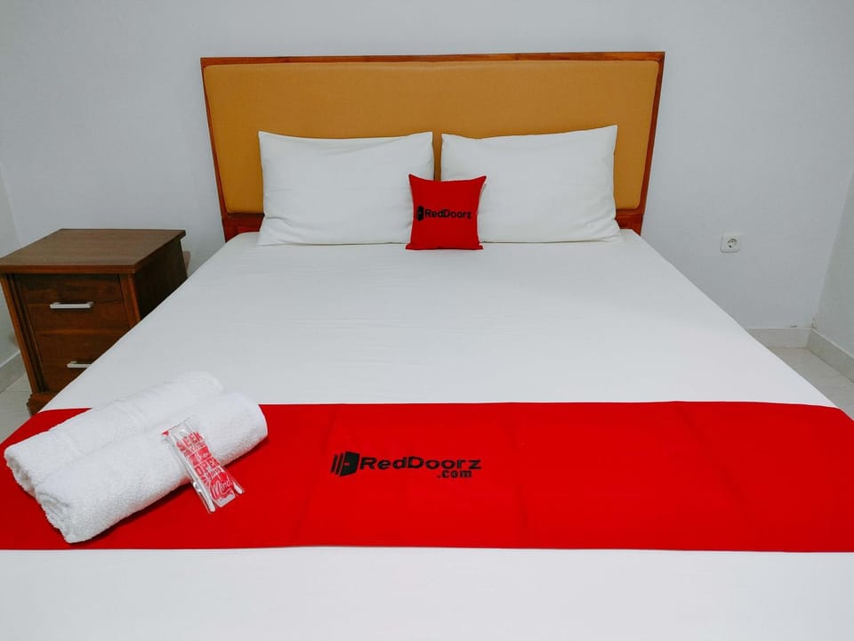 RedDoorz at Omah Candi Sari near Airport YIA Hotel in Special Region of Yogyakarta