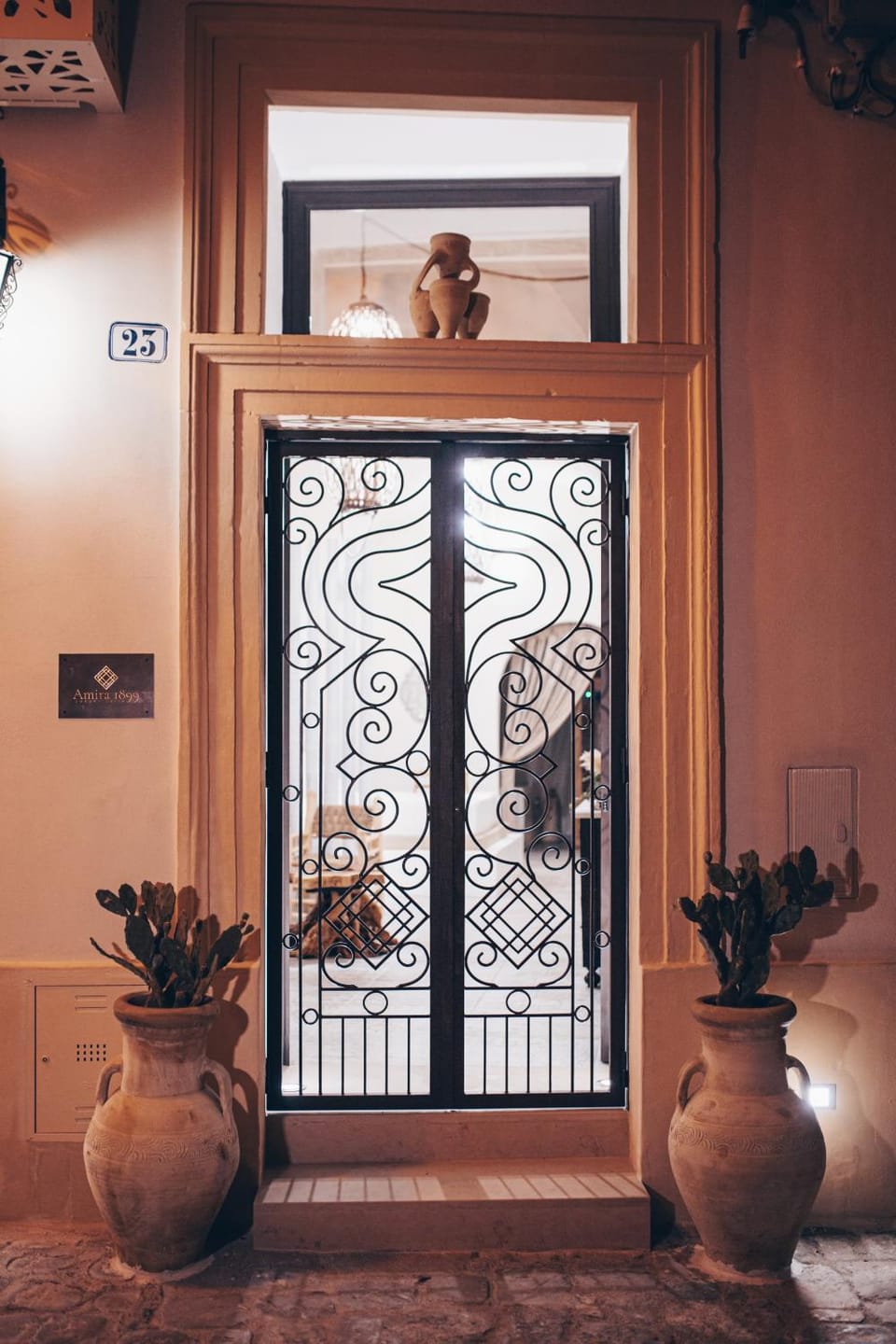Property building, Facade/entrance