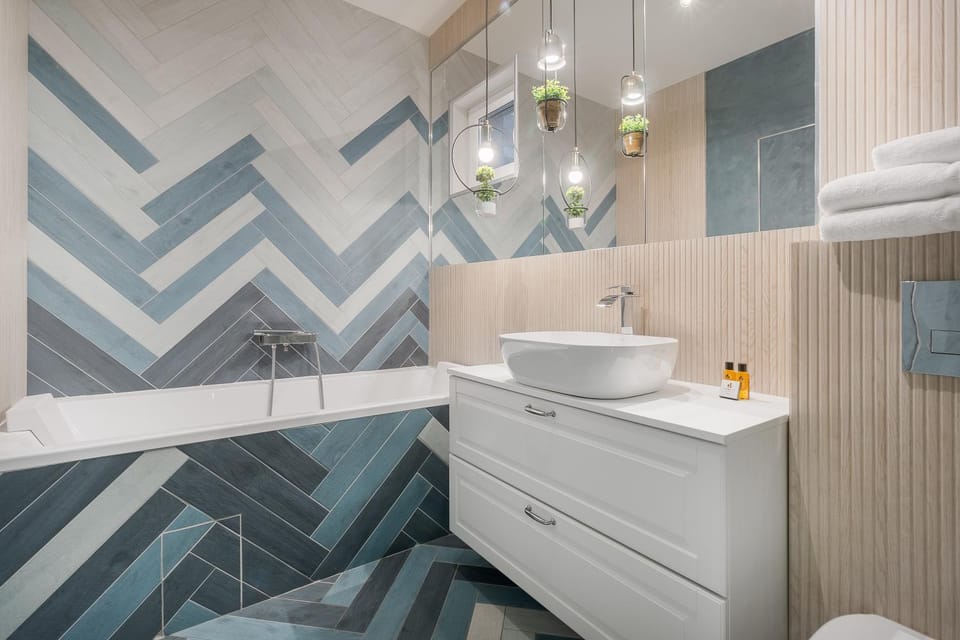 Bathroom, Bath, towels