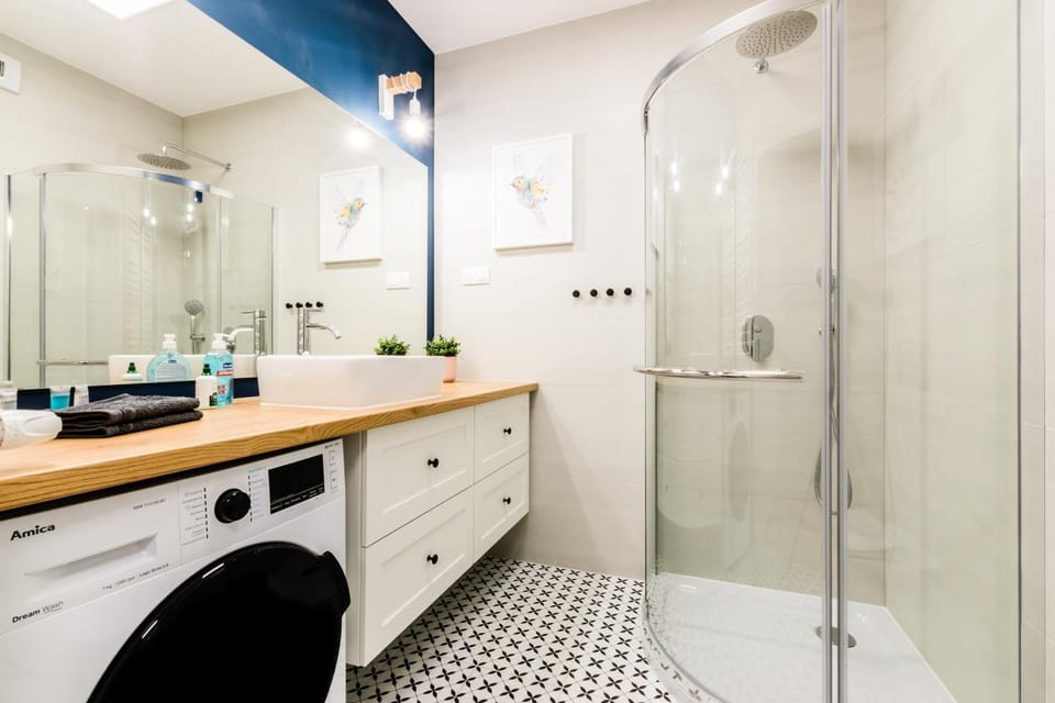Shower, Bathroom, washing machine