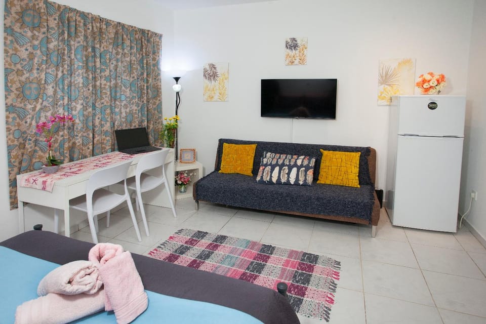 Ariadne 1, Sea Side Boutique Apartment Apartment in Germasogeia