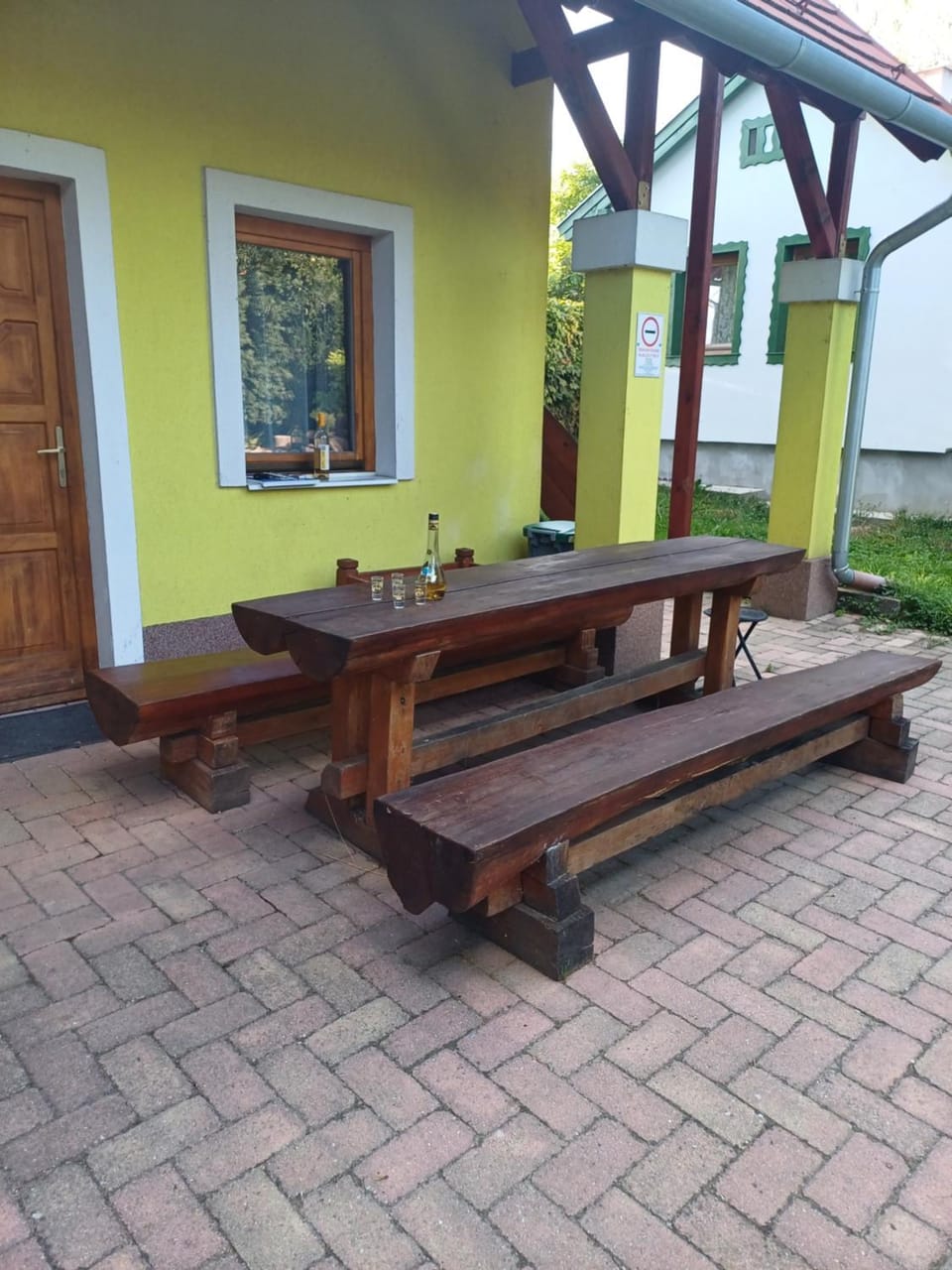 Zanati Apartmannház Apartment in Hungary
