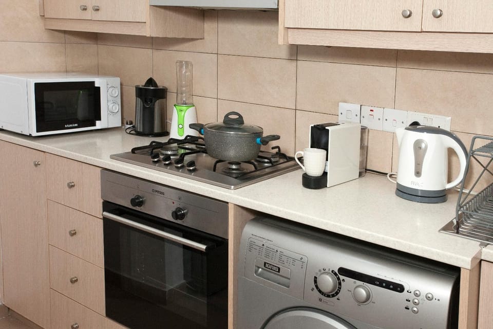 ARTEMIS 3, Beachfront Boutique Apartment Apartment in Limassol City