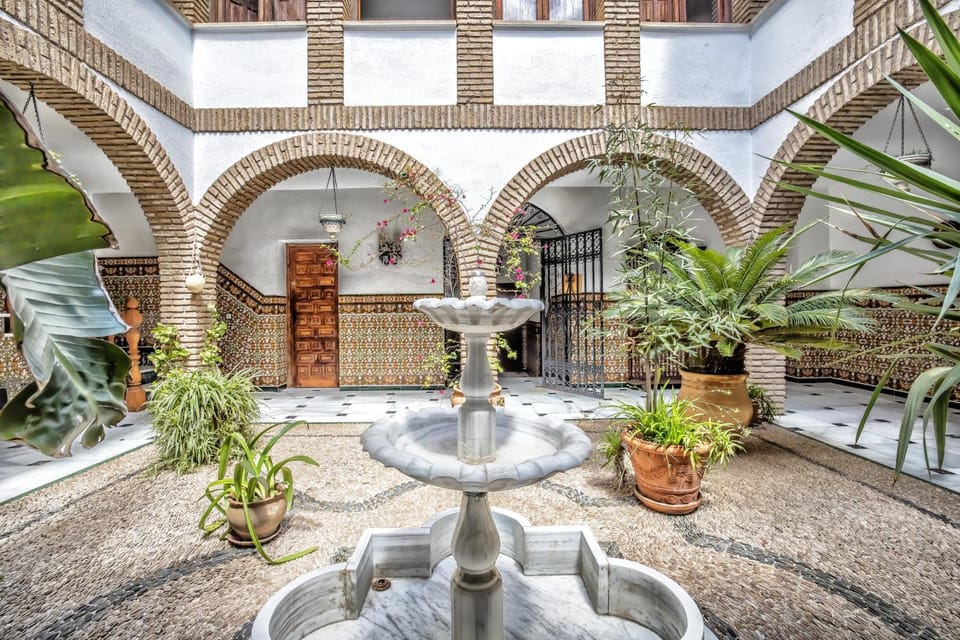 Patio, Inner courtyard view