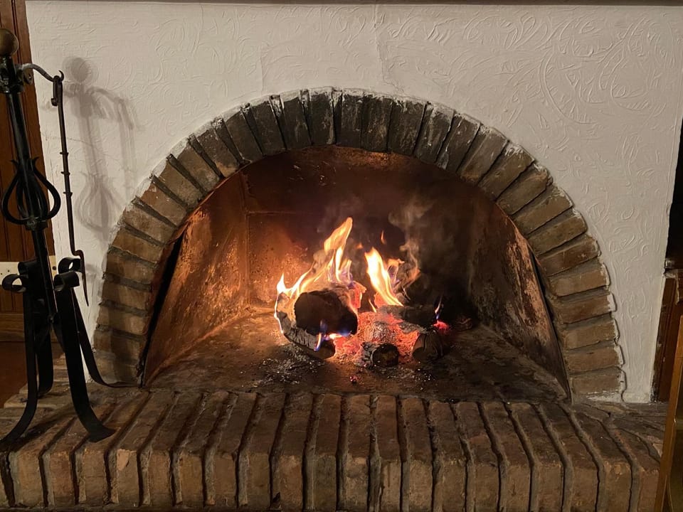 Dos chalets + 3 salones + calefacción + chimeneas (máx 21 personas) Chalet in Castile-La Mancha