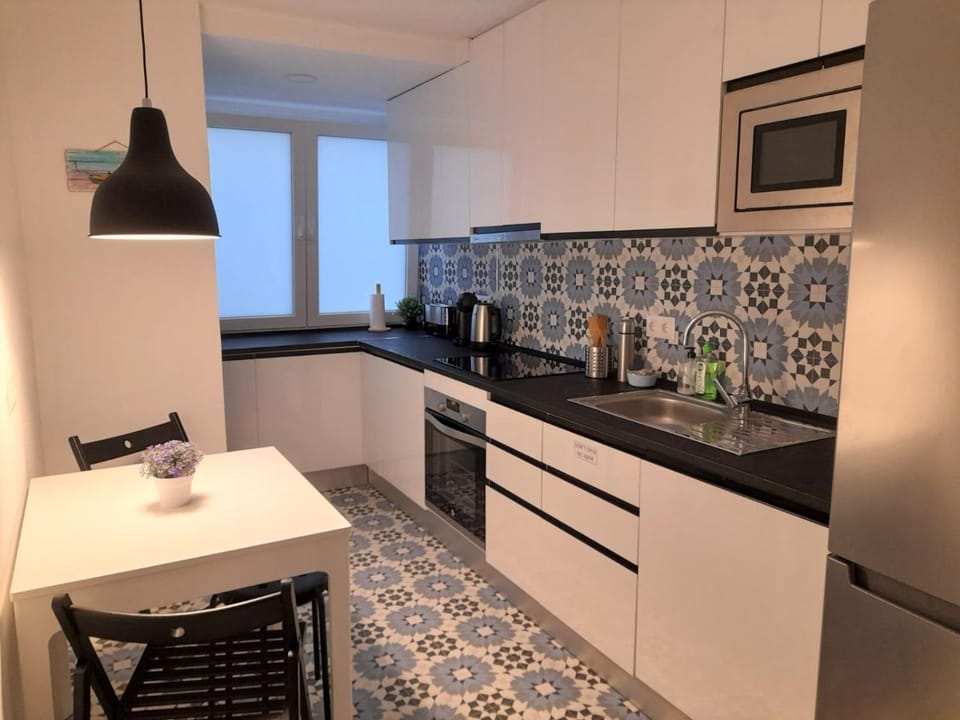 Kitchen or kitchenette, kitchen