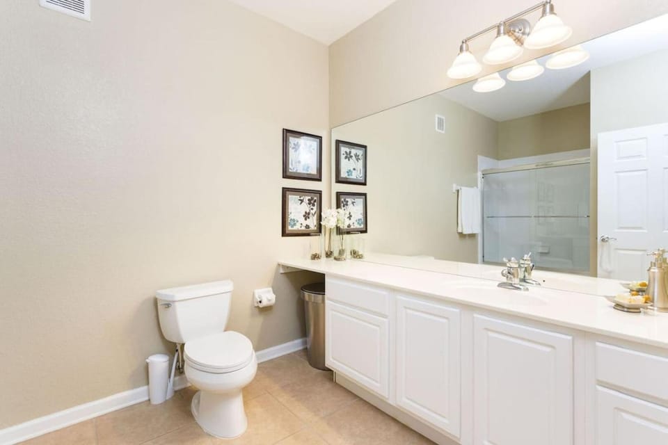 3Br 2Bath Condo Balcony 5min Conv Center 1388ft House in Orlando