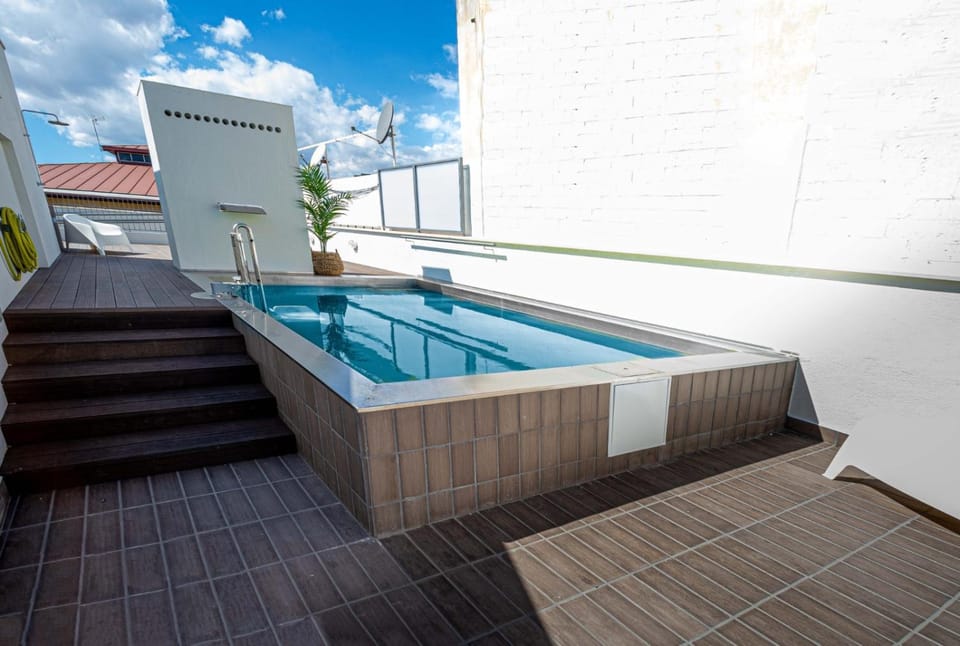 Pool view, Swimming pool