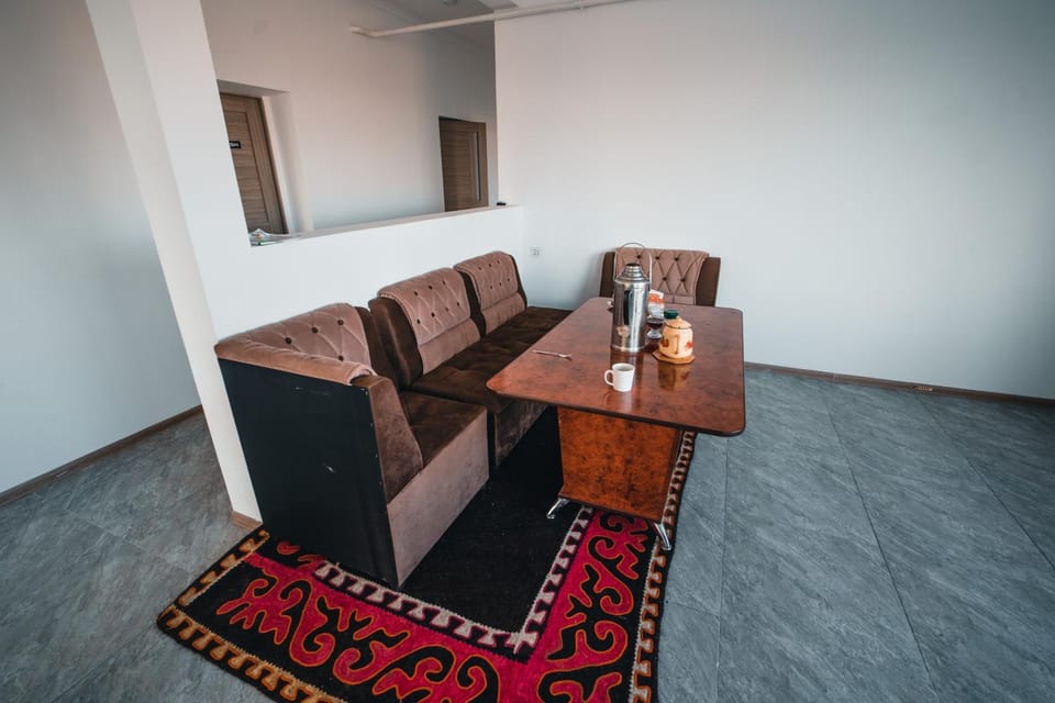 Property building, Seating area