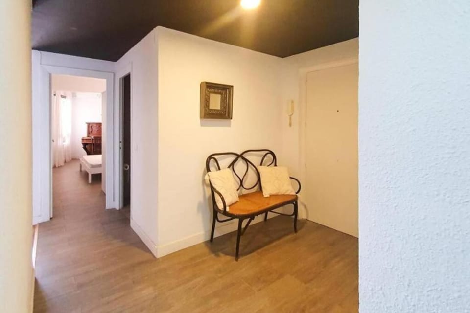 Apartamento con personalidad a 600 m de la playa. Apartment in Alicante