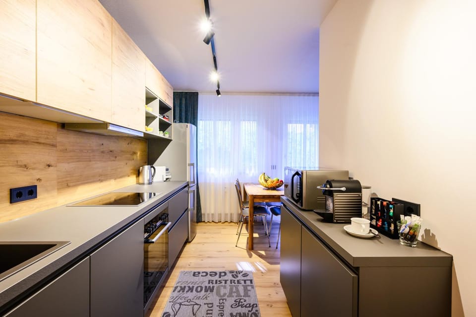 Kitchen or kitchenette, kitchen
