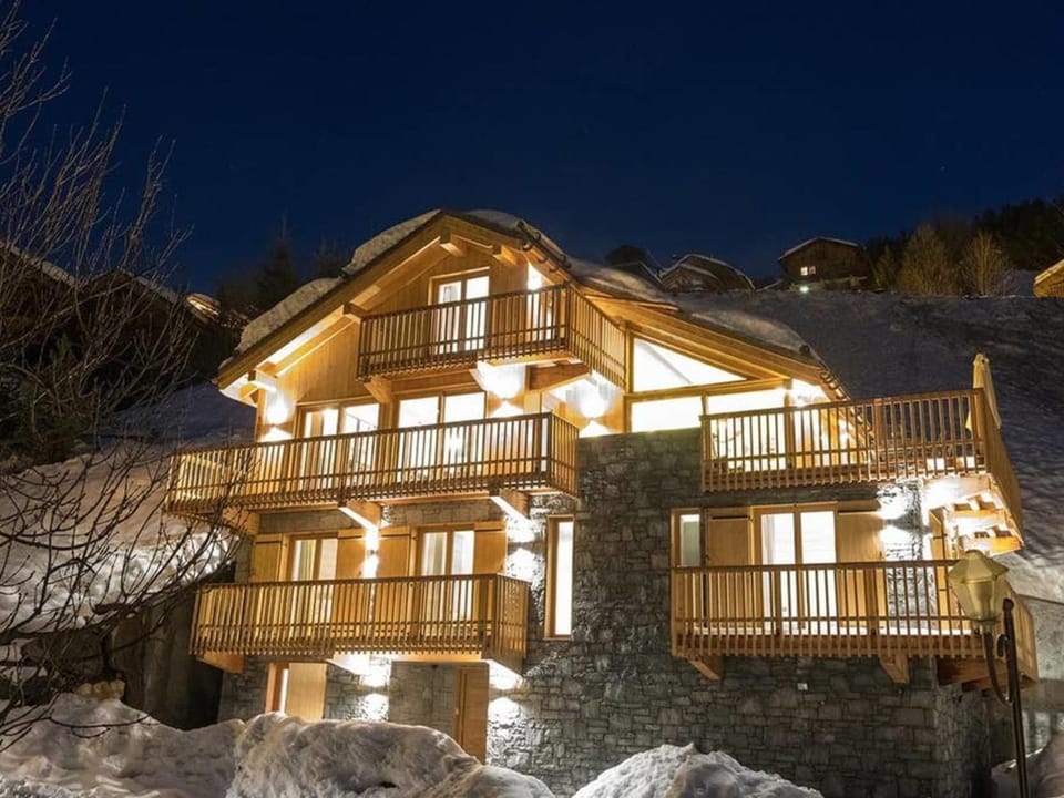 Chalet moderne à Méribel avec sauna et jacuzzi, 6 chambres - FR-1-565-55 Chalet in Les Allues