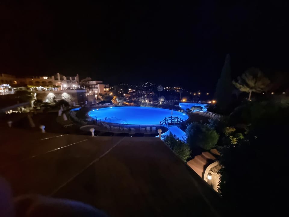 "Red Rock" studio rénové CLIM, PARKING,WIFI Apartment in Saint-Raphael