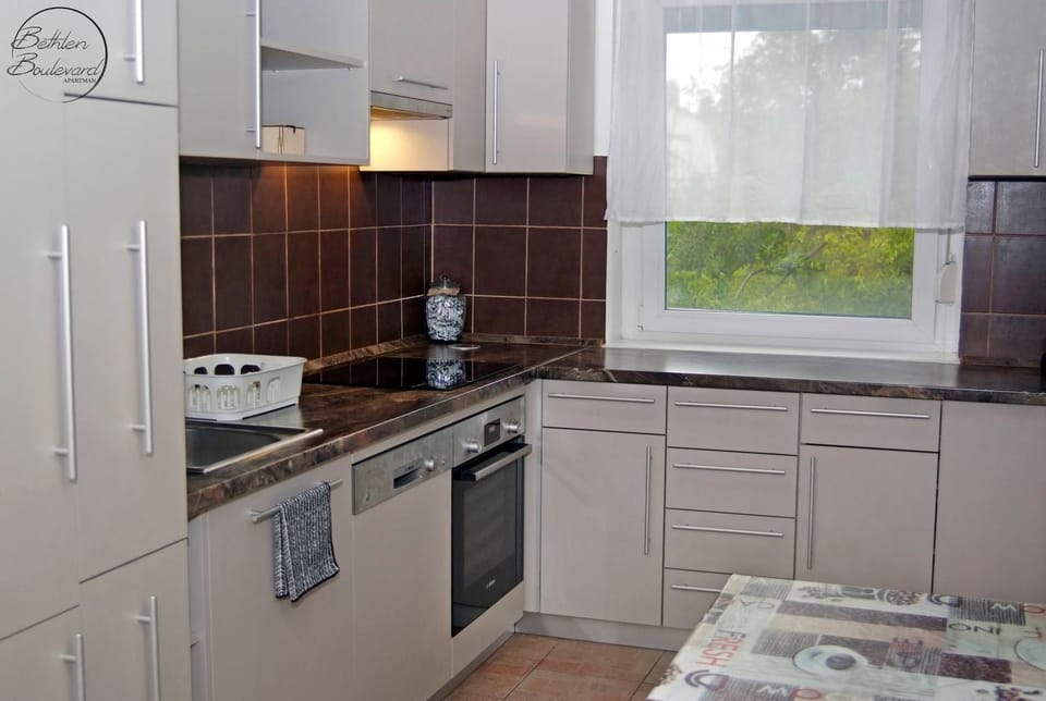 Dining area, dishwasher, minibar, pet friendly, kitchen