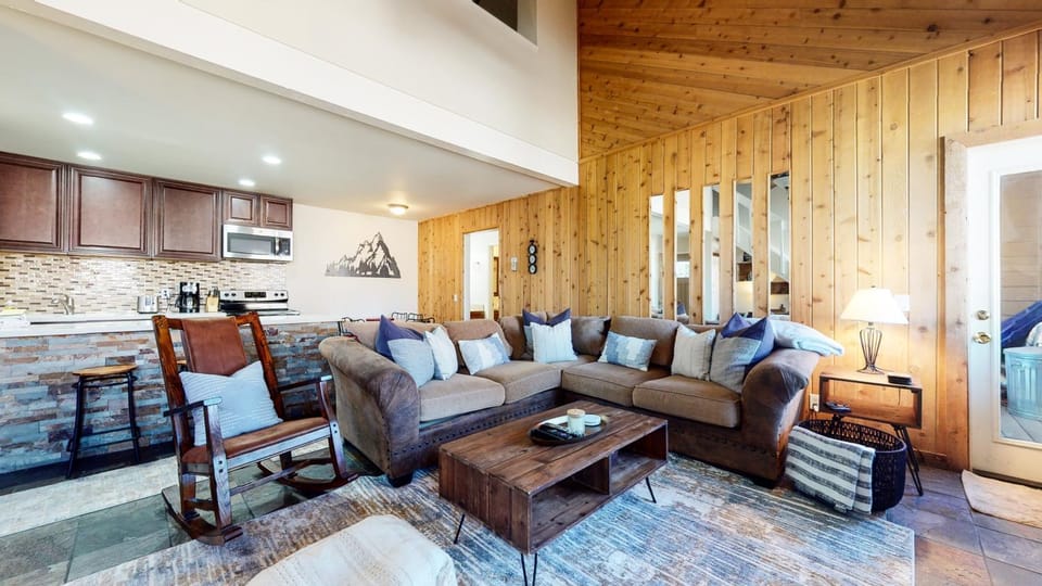 San Sierra #26 condo Apartment in Mammoth Lakes