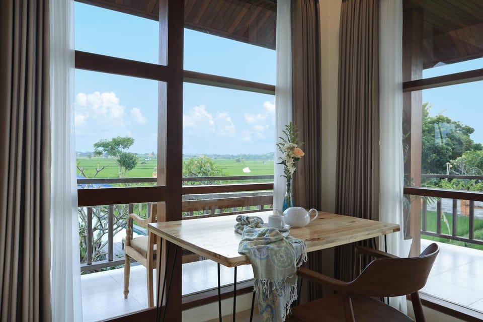 Natural landscape, View (from property/room), Balcony/Terrace