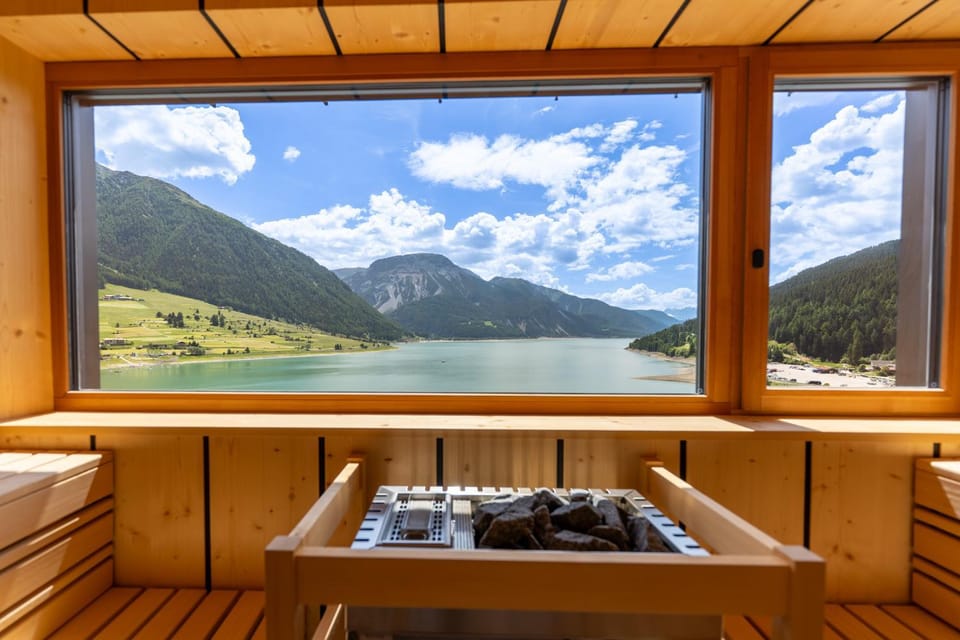 Sauna, Spa and wellness centre/facilities
