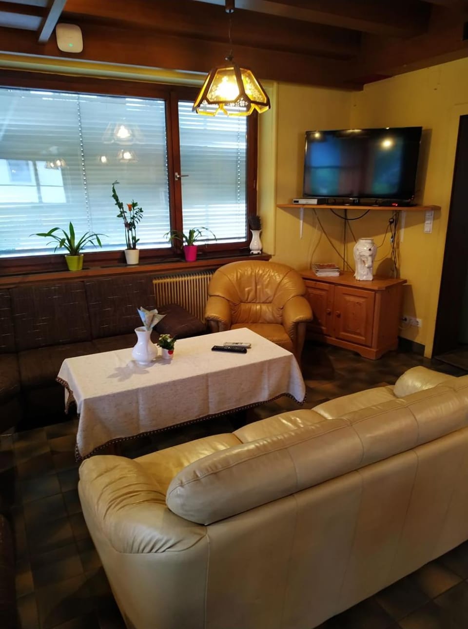 Communal lounge/ TV room, Living room, Lounge or bar, Seating area