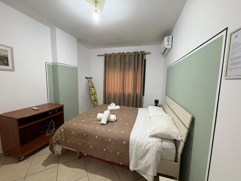 Home Sweet Home 3 - Guest House Apartment in Tirana