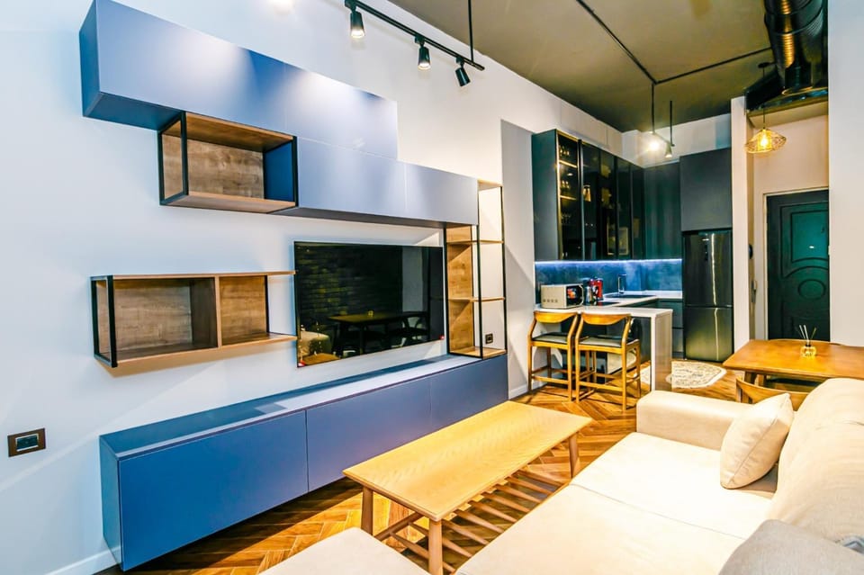 TV and multimedia, Kitchen or kitchenette, Living room, Dining area