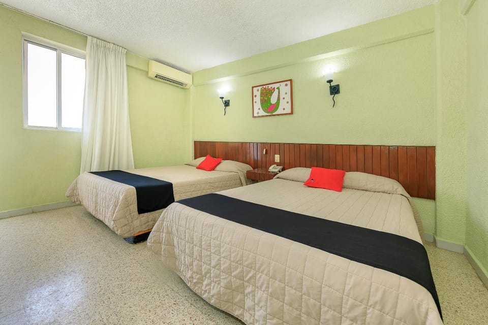 Bedroom, air conditioner