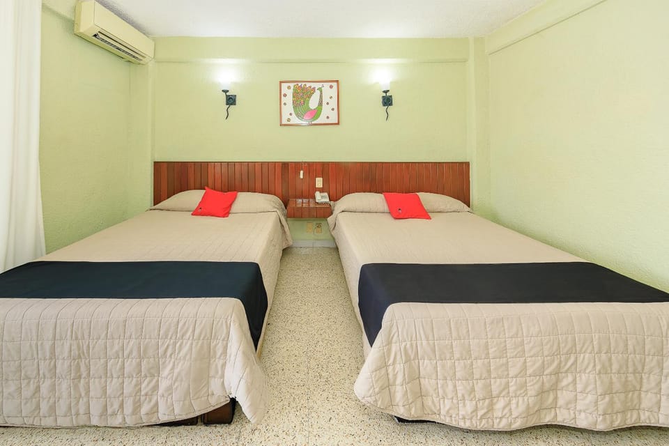 Bedroom, air conditioner