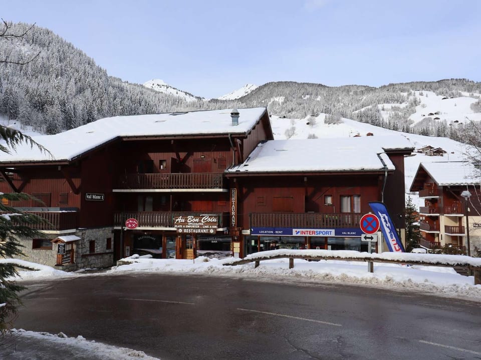 Triplex 6 personnes au centre, proche des pistes - FR-1-342-248 Apartment in Haute-Savoie
