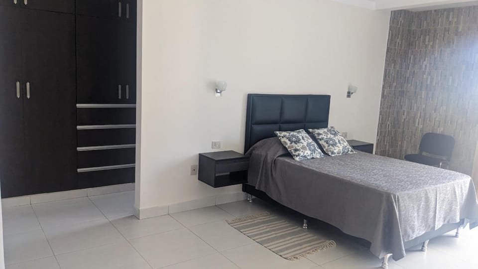 Photo of the whole room, Bedroom