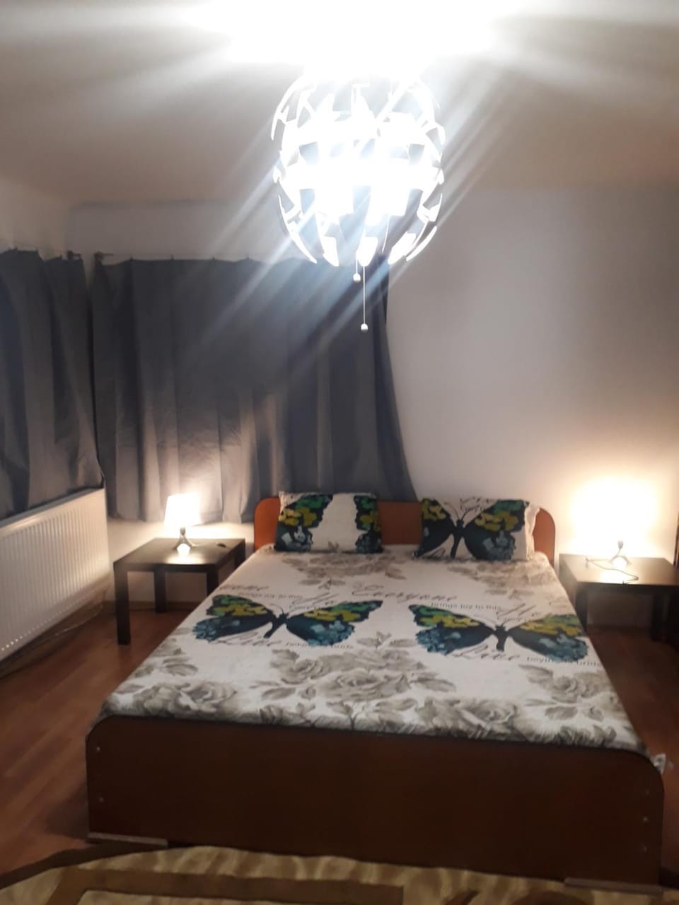 Tobyta nu primesc santieristi si petrecareti House in Bucharest