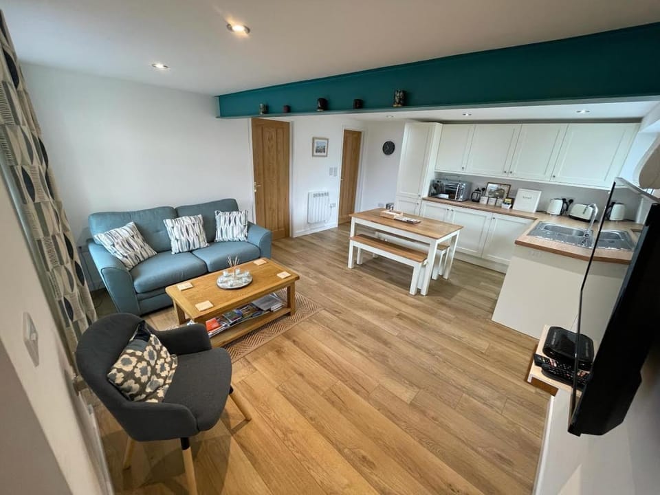 Lovely ground floor apartment in quiet village Apartment in Teignbridge
