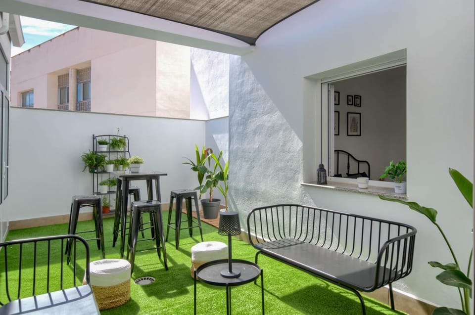 Balcony/Terrace, Balcony/Terrace